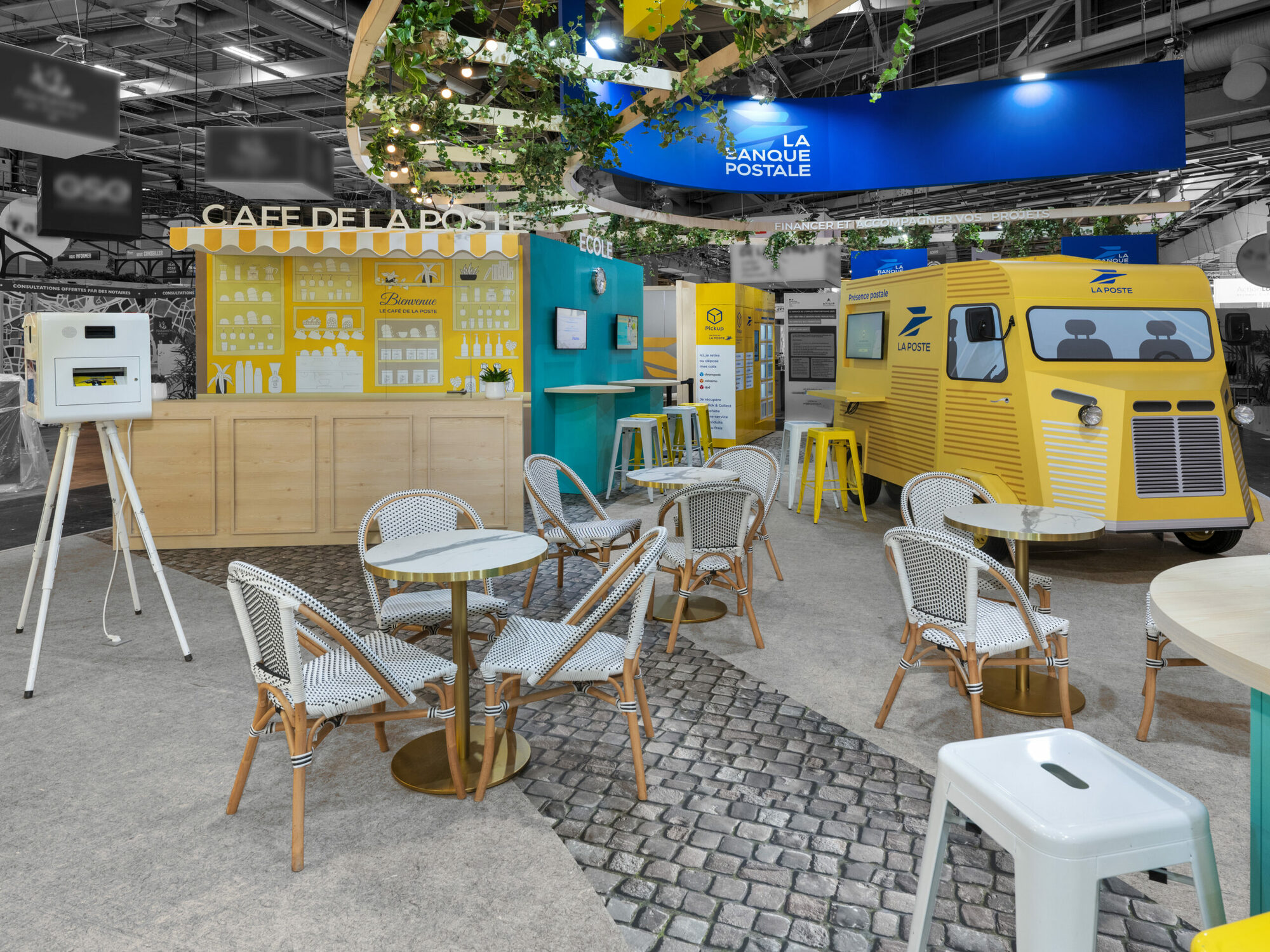 LA POSTE
